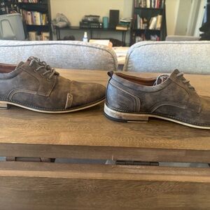 Men's Distressed Brown Leather Oxfords